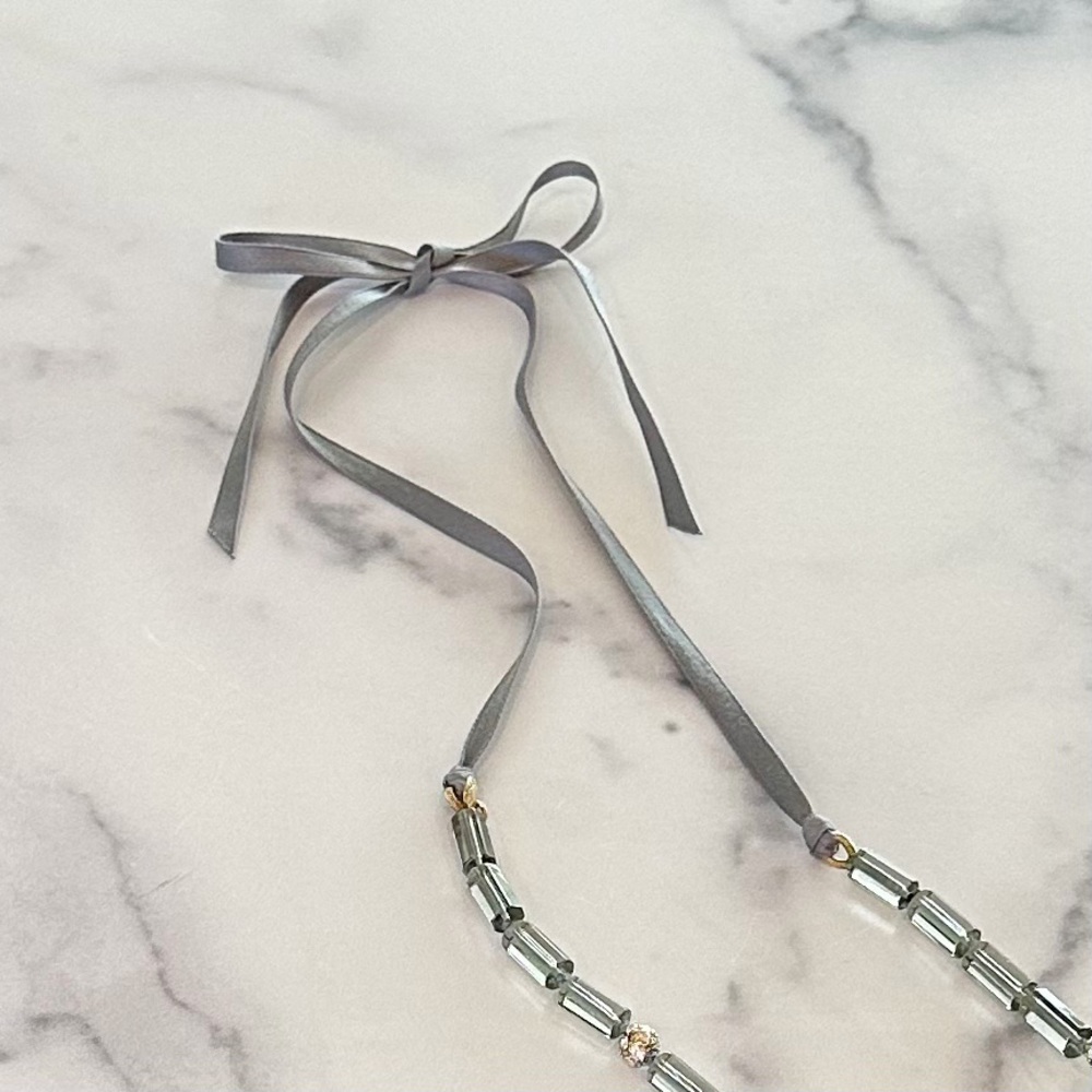 Vintage J. Crew Glass Bead Ribbon Tie Necklace - Picture 3 of 8